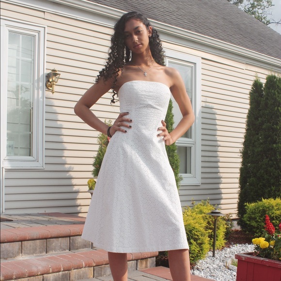 strapless vintage lace dress - Picture 3 of 4